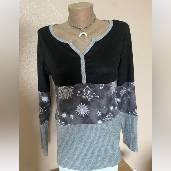 SOLD - Picture 3 of 7